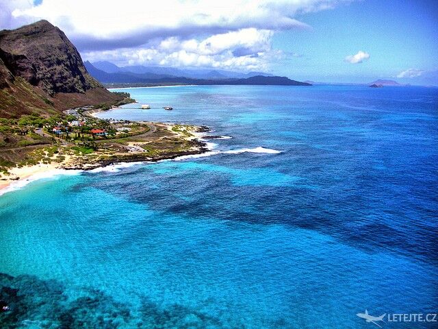 Havajské ostrovy se pyšní průzračným mořem, autor: johnblacker53