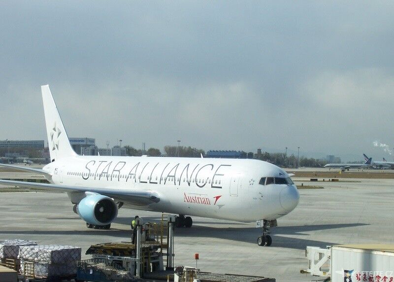Boeing 767–300 s logem Star Alliance, autor: Bostonalejandro