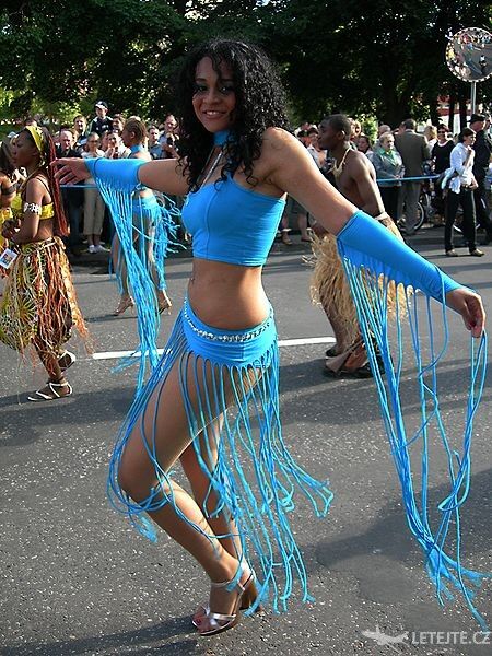 Tanečníci samby jsou v Havaně na každém rohu, autor: Flickr upload bot