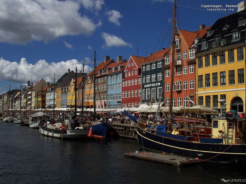 Kodaň zdobí architektonicky dokonalé činžovní domy s barevnými omítkami, autor: PeterSen