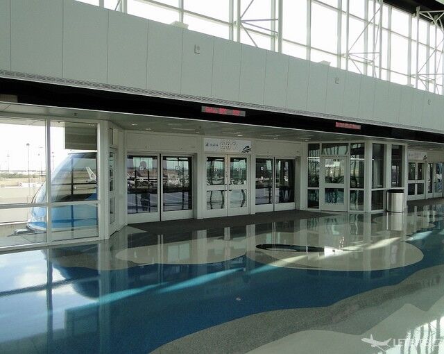Letištní terminály jsou moderně vybavené, autor: lotos_leo