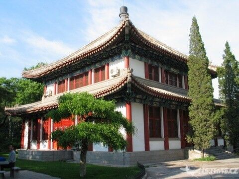 Hlavní město Číny nezapomíná ani na tradiční starověké stavby, autor: petcysmith