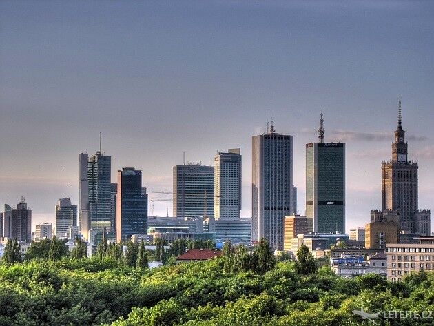 Varšava je městem historickým, ale také vysoce moderním, autor: hillary thompson