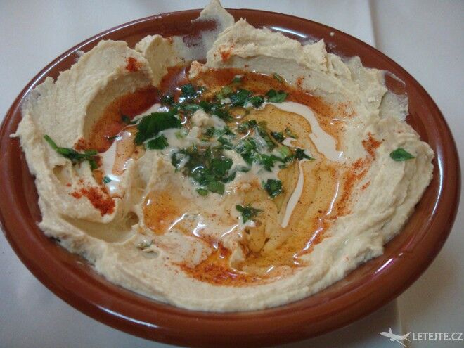 Tradiční izraelské jídlo hummus, autor: peramu sinqui