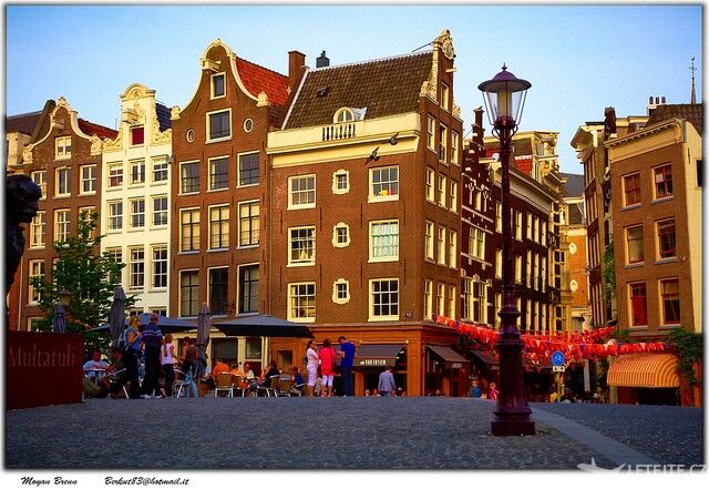 Amsterdam je město mnoha protikladů, autor: Moyan_Brenn